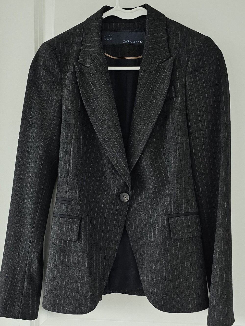 Zara Women's Dark Grey Pinstripe Blazer